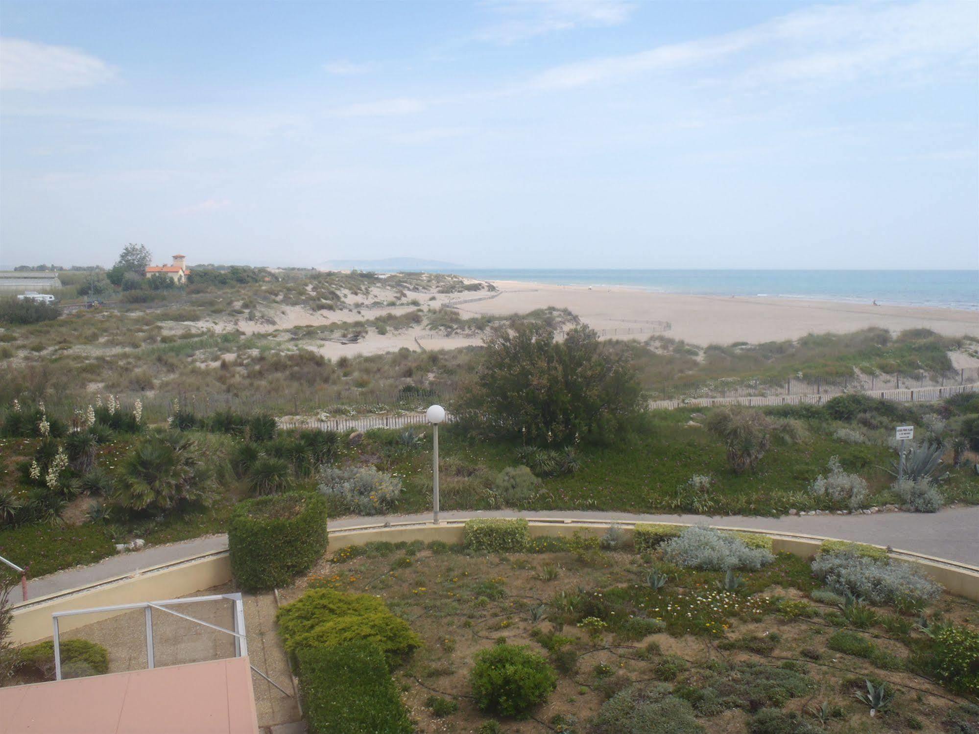 Hotel Les Dunes Marseillan  Extérieur photo